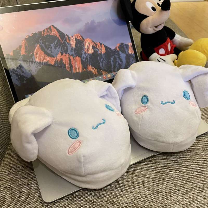 Cinnamoroll Slippers (Moving Ears Series)